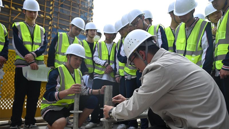 市政工程机械租赁合同价格：关键因素与合理评估
